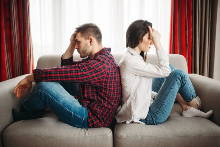 6 señales de que estás en la relación equivocada